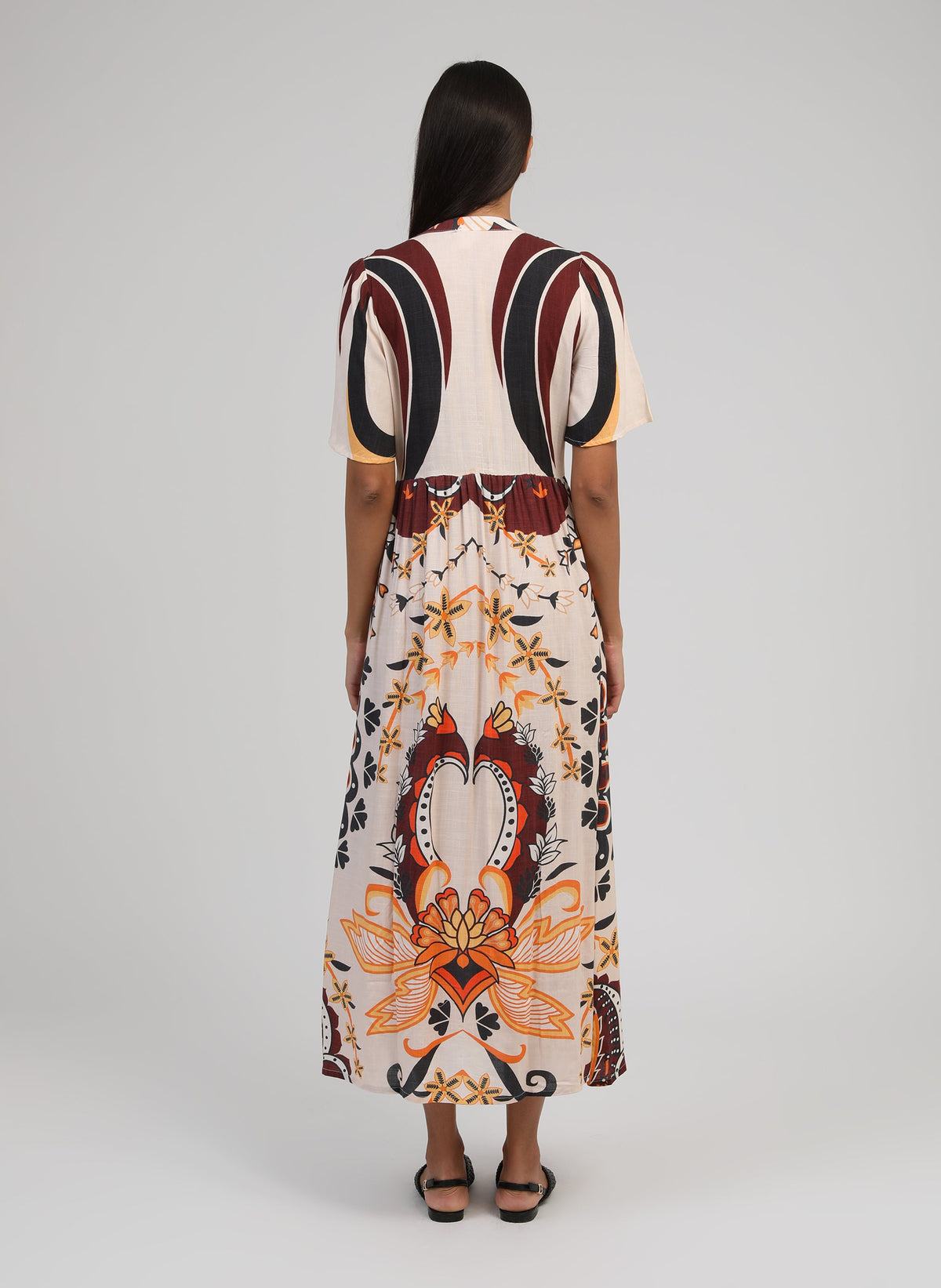 An'ge – Obemia Clever Ecru Maxi Dress, printed maxi dress worn by a model seen from behind