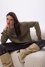 Pull Col Rond À Boutons Latéraux Dorés Ora - Khaki Chine - Femme