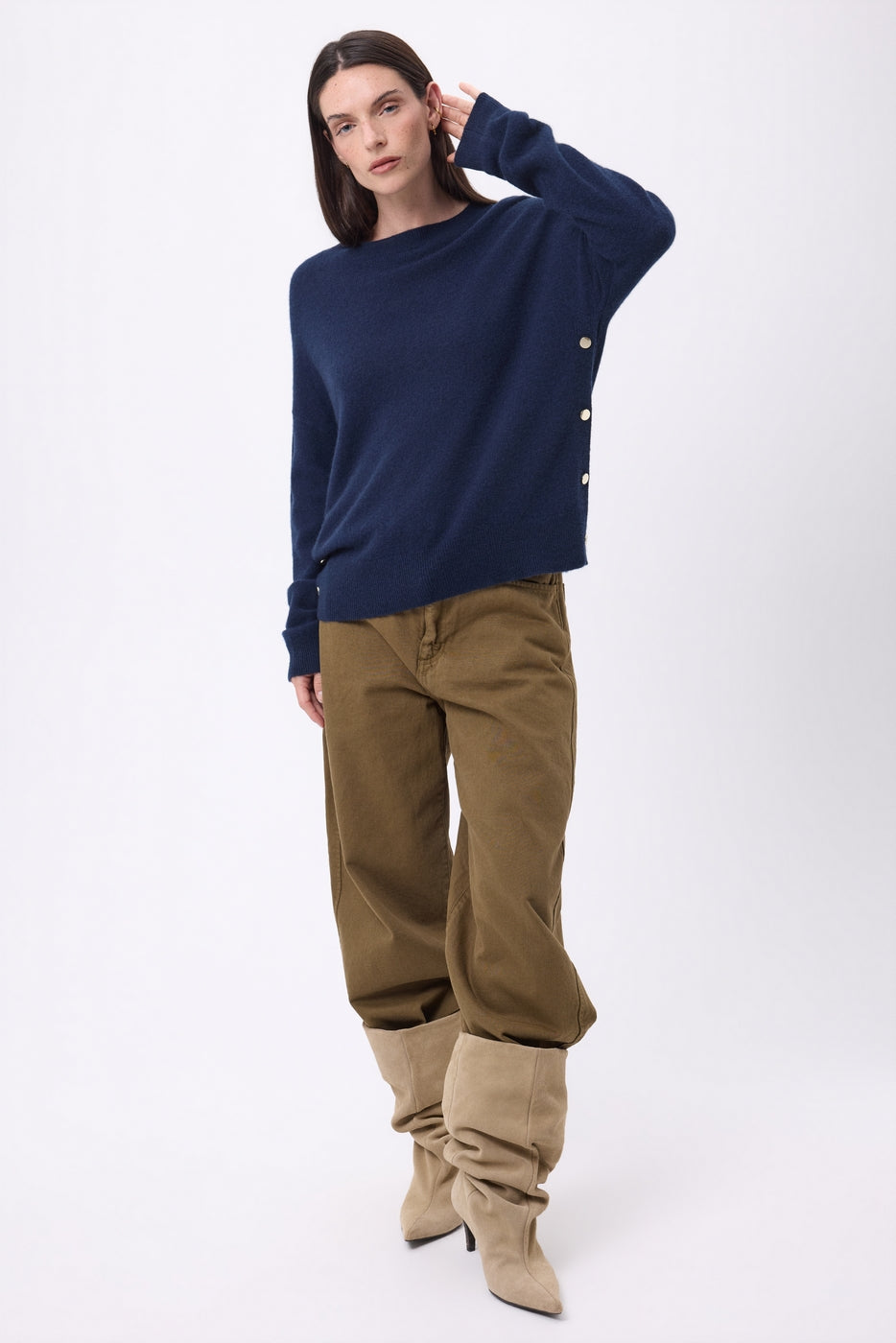 Jersey de cuello redondo con botones laterales dorados Ora - Azul marino - Mujer