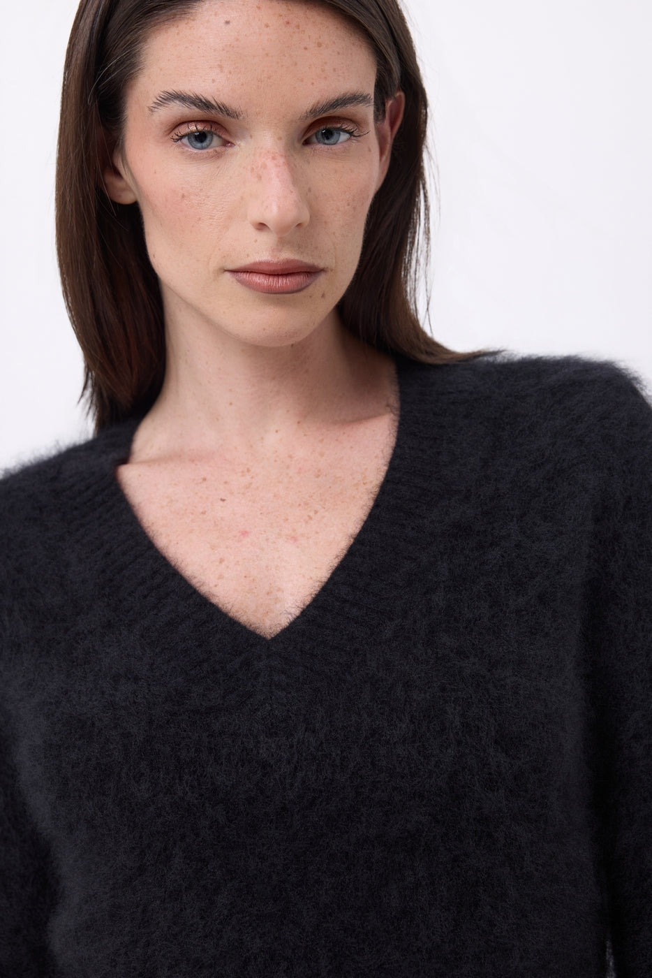 Pull Col V – Cachemire Brossé Orion - Noir - Femme
