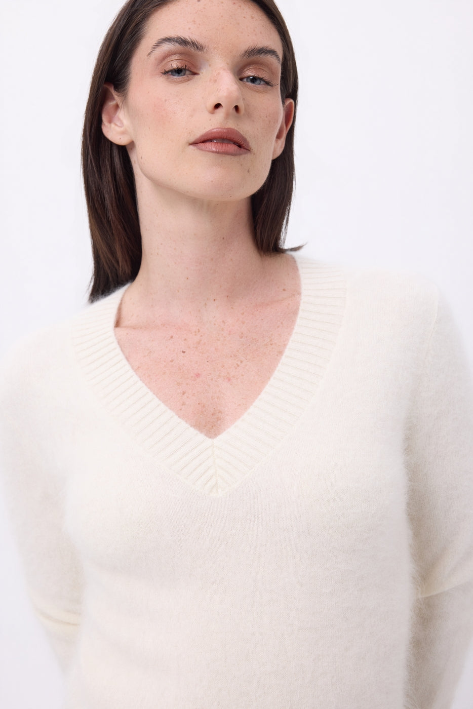 Jersey de cuello en V – Cachemira cepillada Orion - Ecoblanco - Mujer