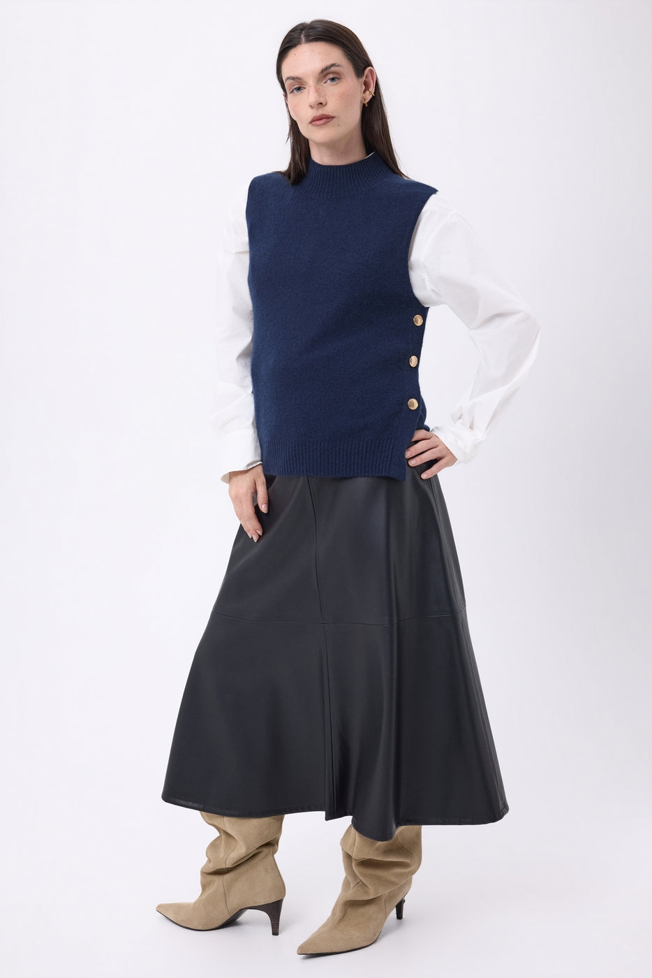 Pull Col Montant Sans Manche Boutons Dorés Orta - Bleu Marine - Femme
