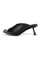 Mules De Tacón Turn The World On - Negro