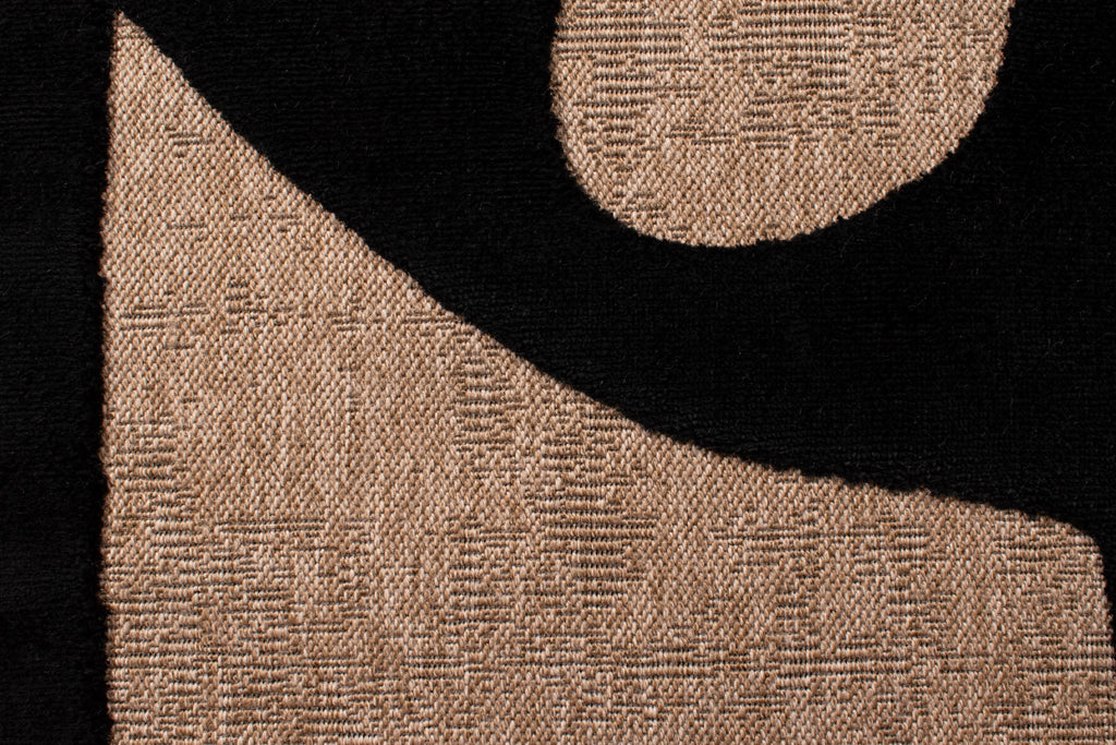 Rustic rug with black pattern: PAL9491NOI PALMA