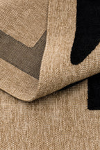 Rustic rug with black pattern: PAL9491NOI PALMA