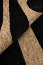 Rustic rug with black pattern: PAL9491NOI PALMA