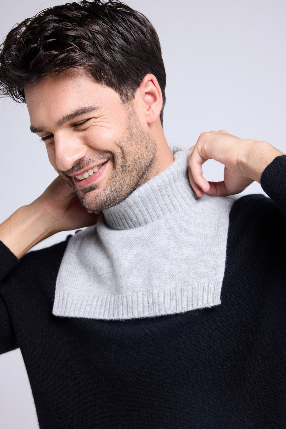 Paula Roll Neck - Light Grey
