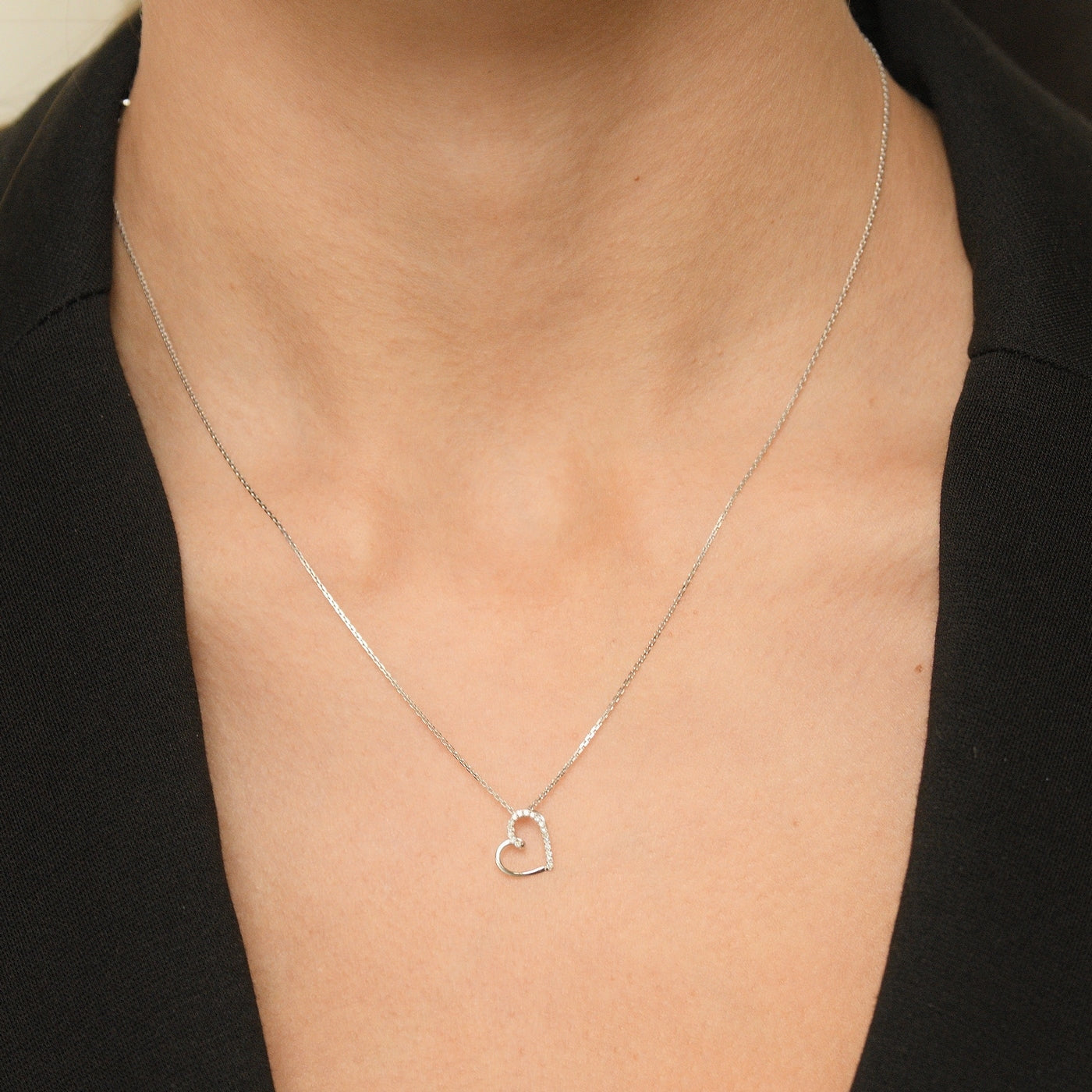 Colgante de diamantes "Precioso Corazón": 0,05/18 - Oro blanco 375/1000