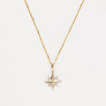 Colgante de Diamantes "Stellina" 0.072/16 - Oro Amarillo y Blanco 375/1000