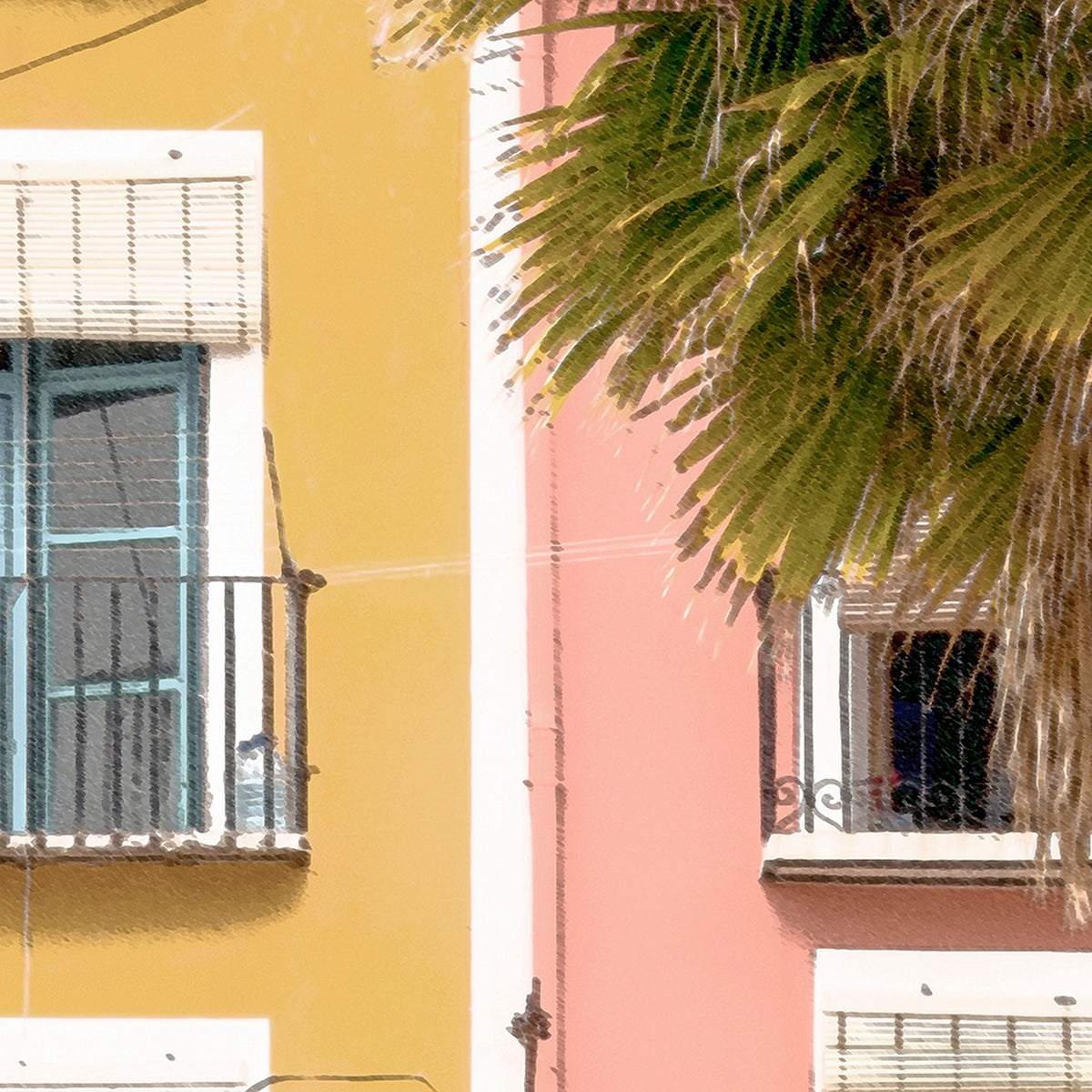 Lé Papiers De Ninon – Tapeta Panoramiczna Lisboa - Multicolore, kolorowe fasady budynków z balkonami i palmą na pierwszym planie
