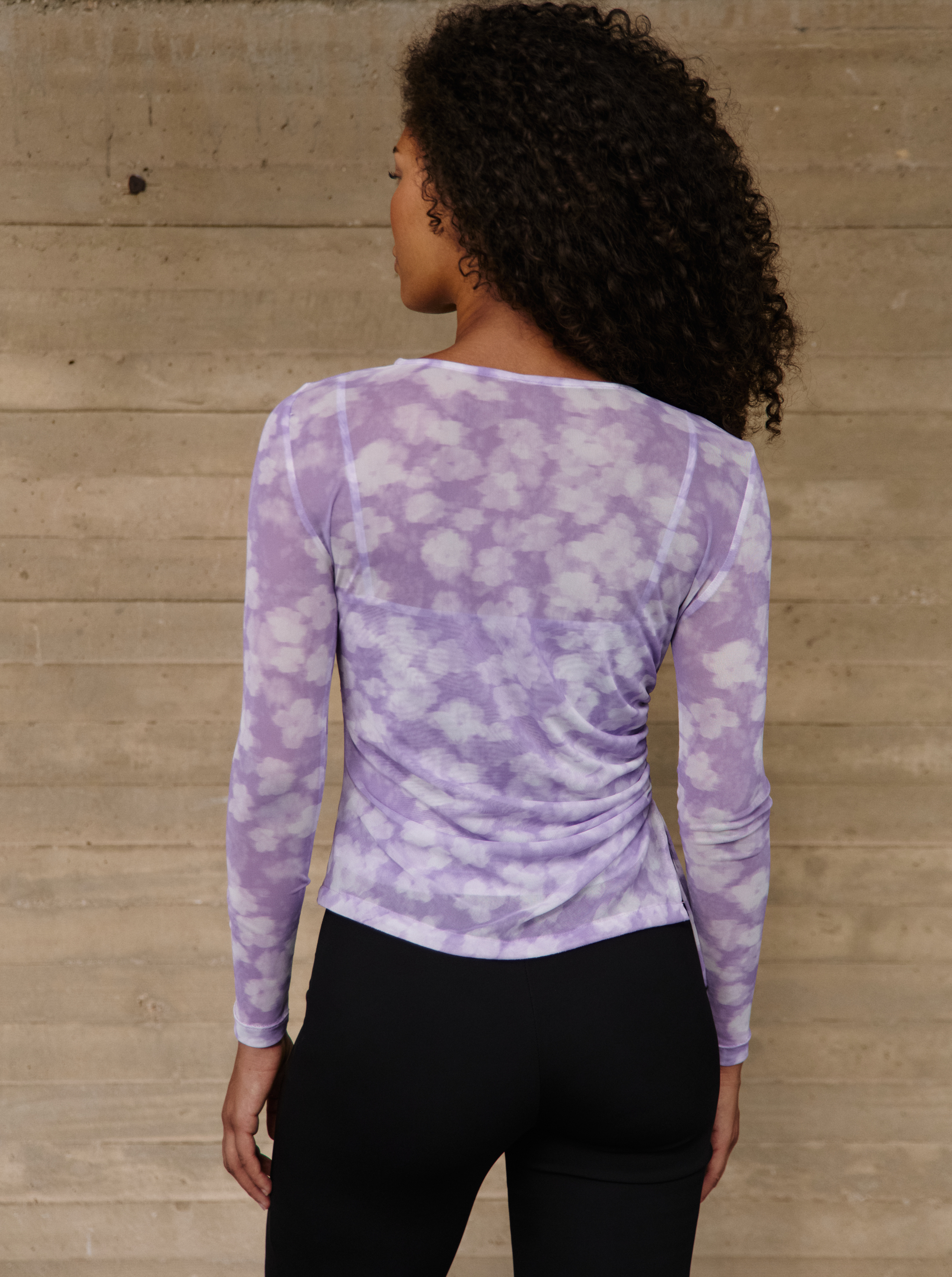 Top de malla lila