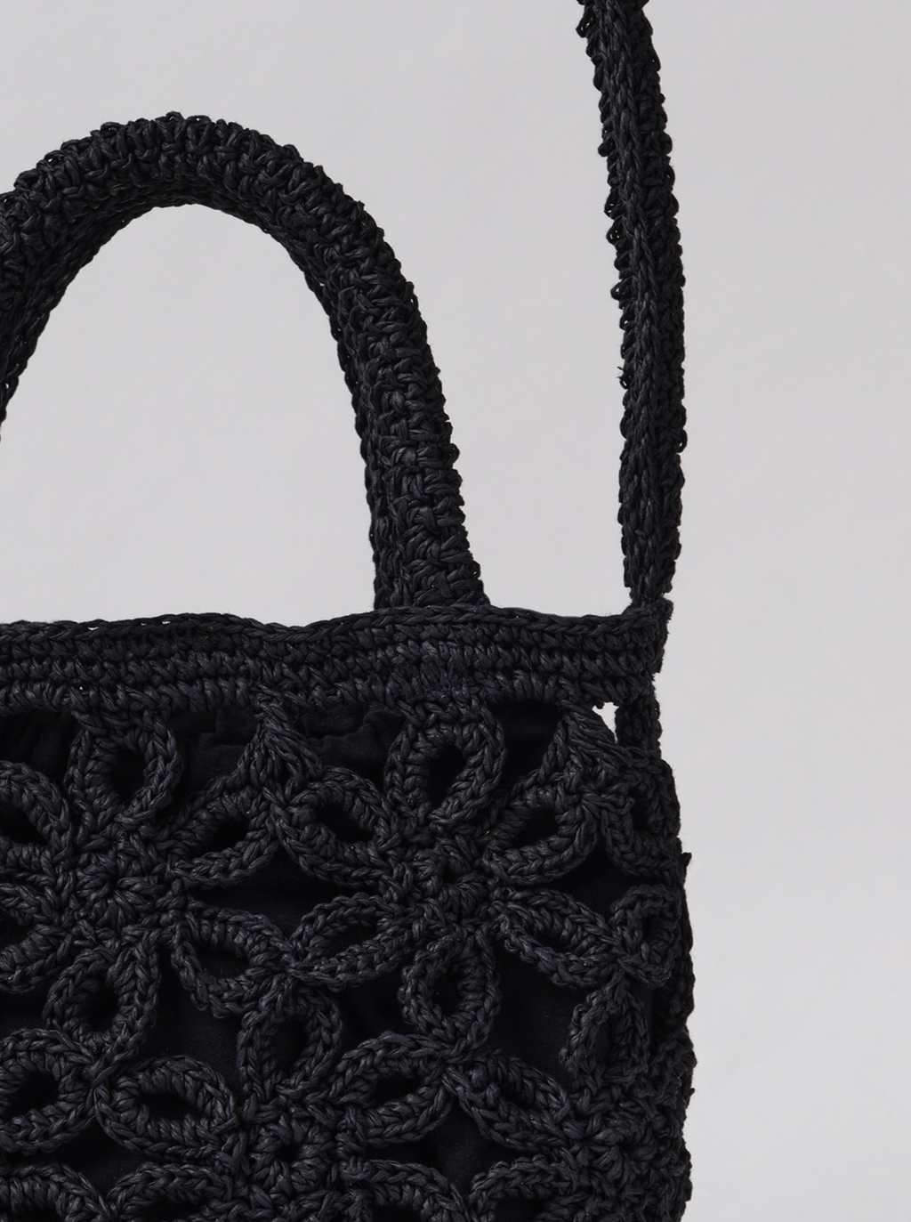 Bolso Flor Rafia Negro