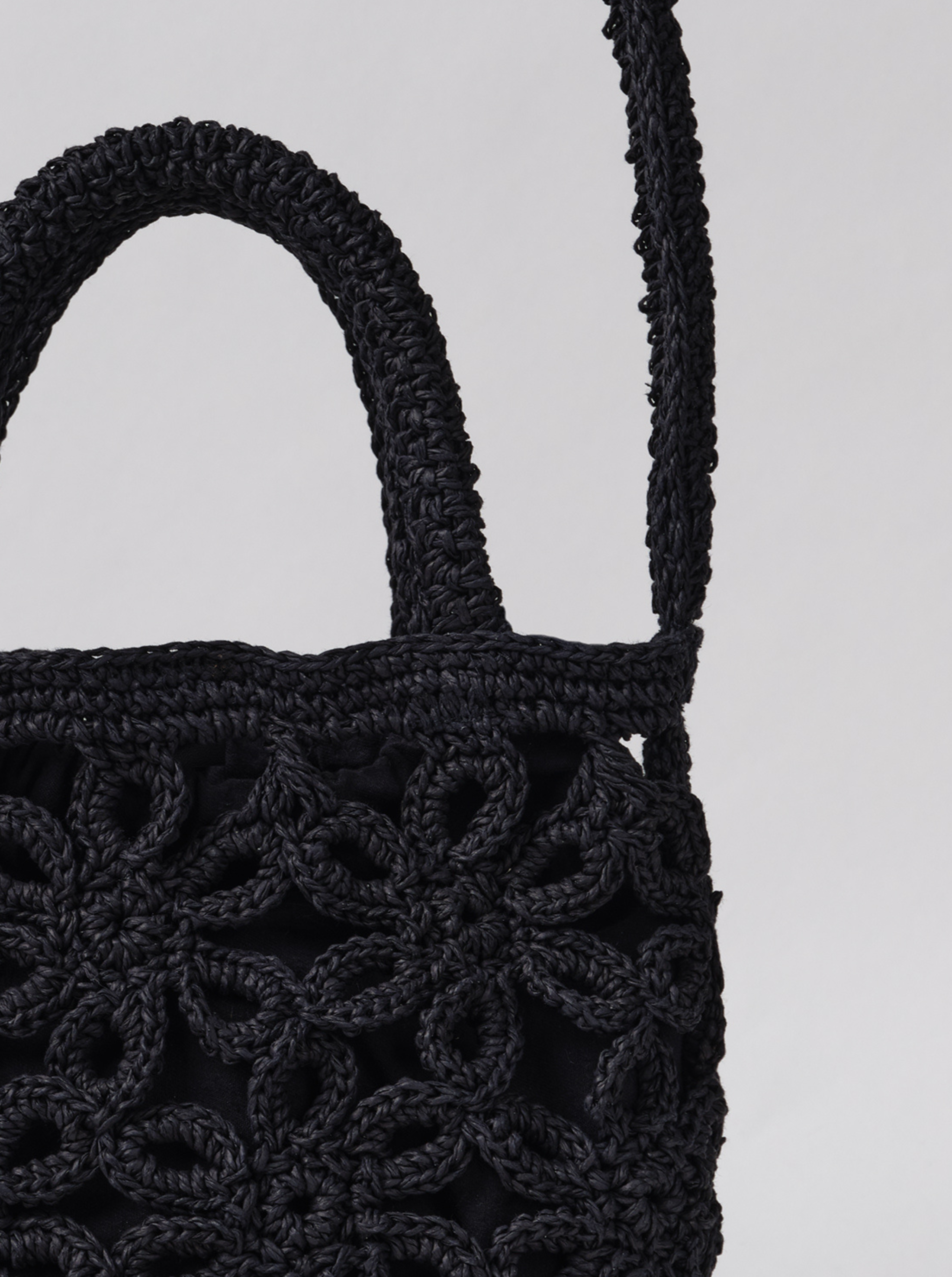 Bolso Flor Rafia Negro