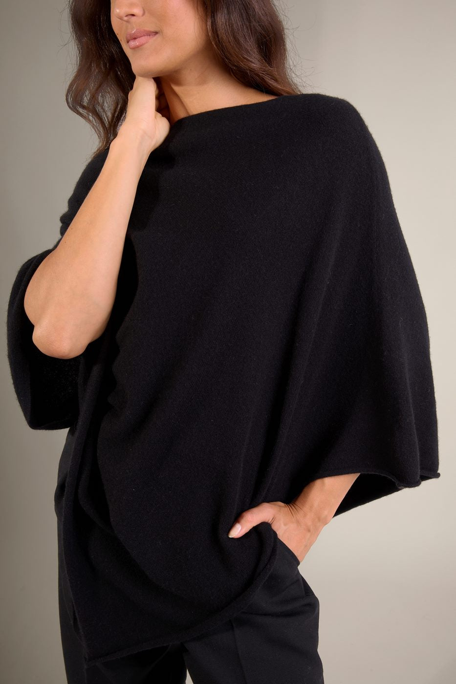 Poncho - Tamara - Black