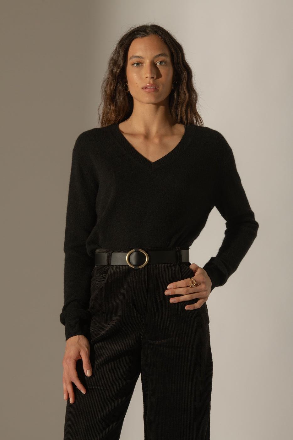 Jersey con cuello en V - Kalie - Negro