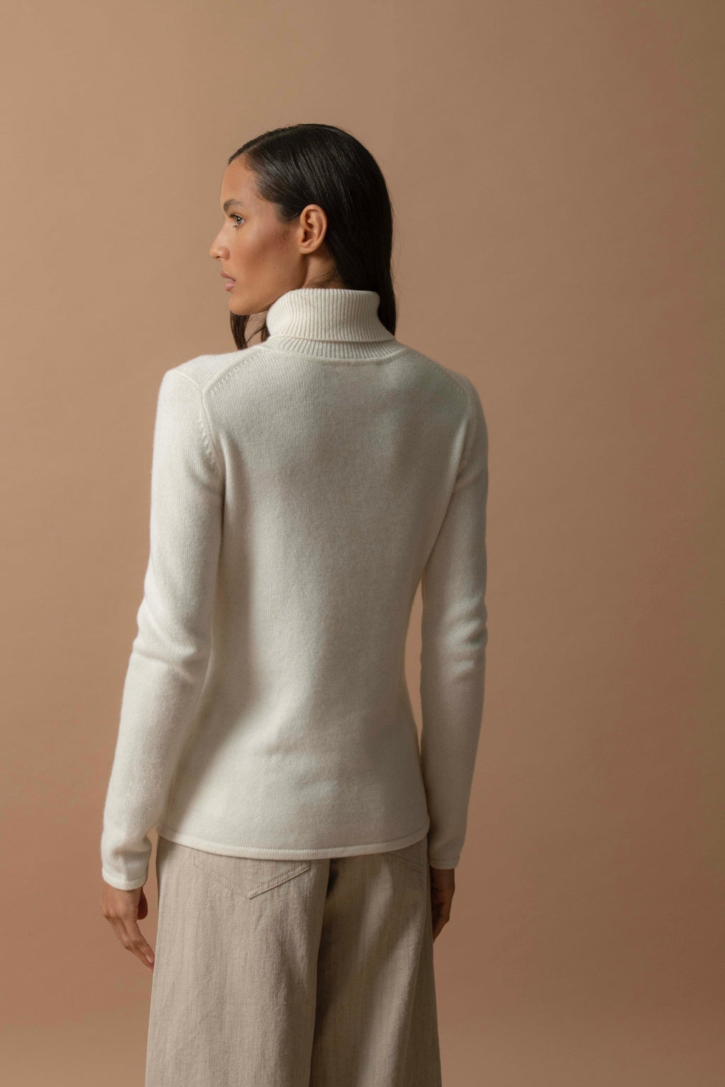 4-Ply Roll Neck Jumper - Willow - Snow