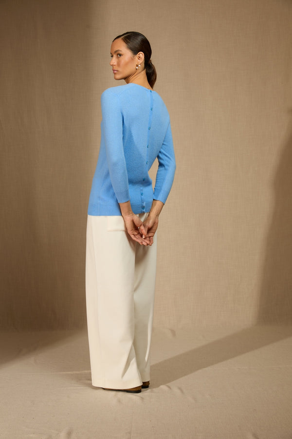 Jersey de Cuello Redondo Abotonado en la Espalda Vanessa - Baby Blue