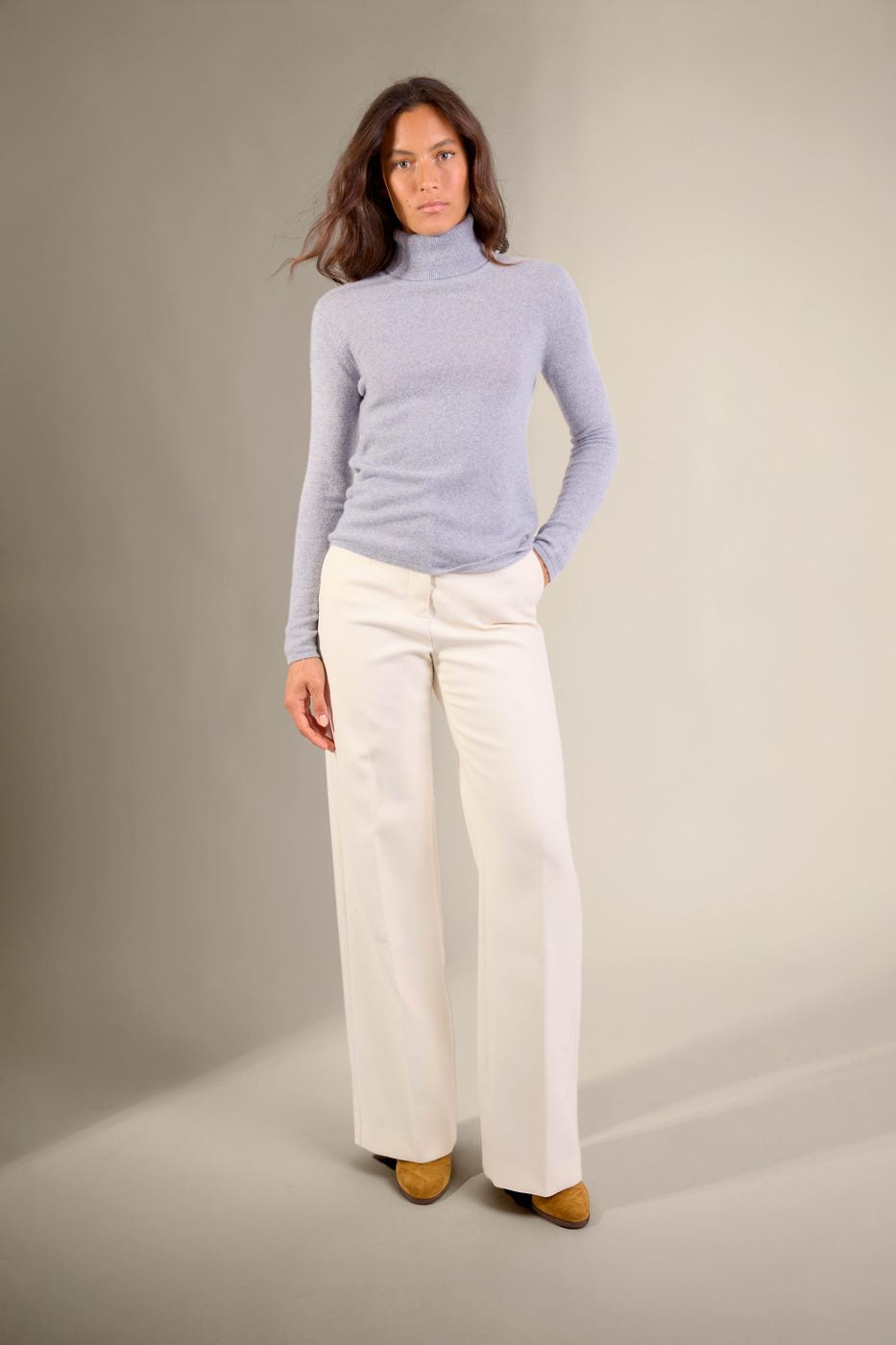 Turtleneck Sweater - Bise - Ivory Blue
