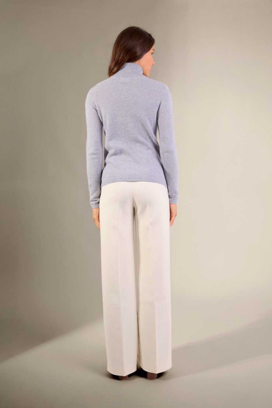 Turtleneck Sweater - Bise - Ivory Blue