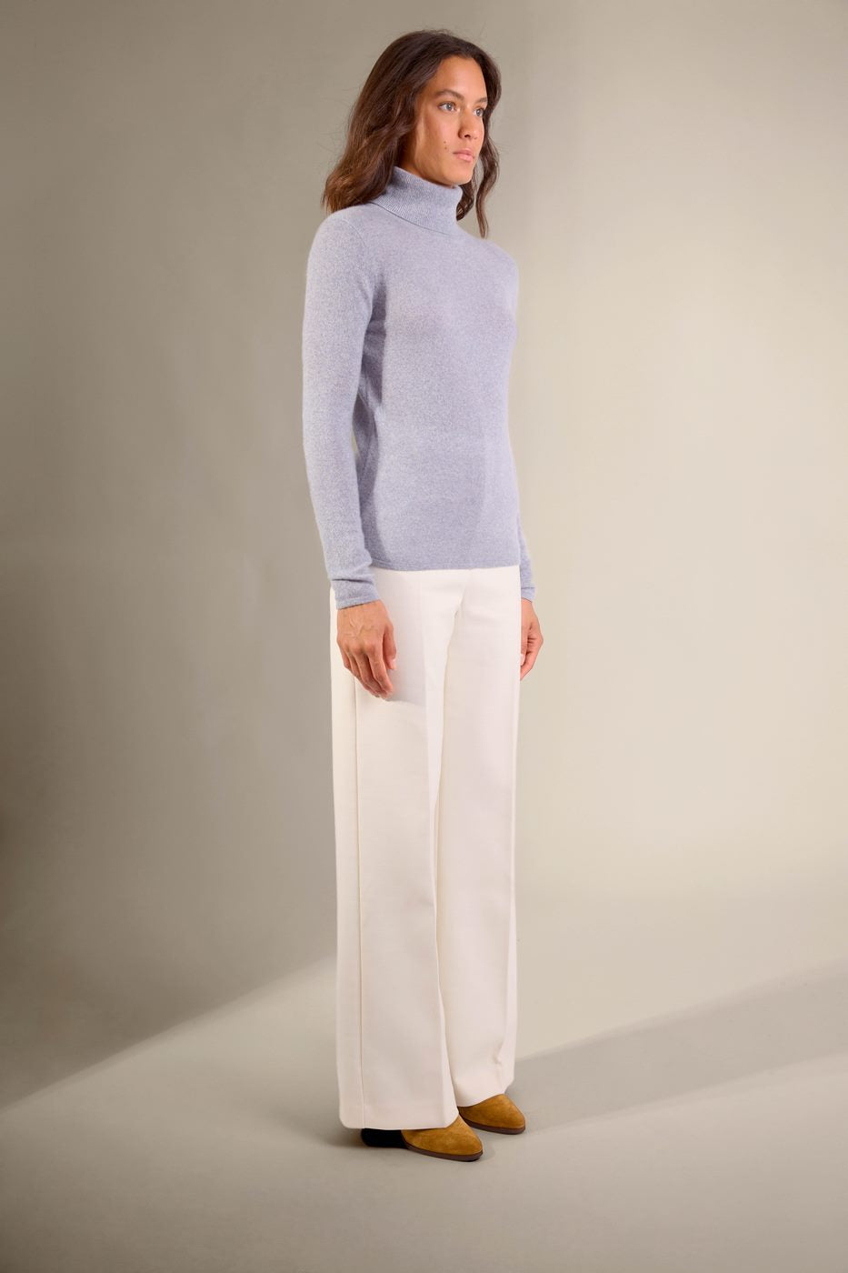 Turtleneck Sweater - Bise - Ivory Blue