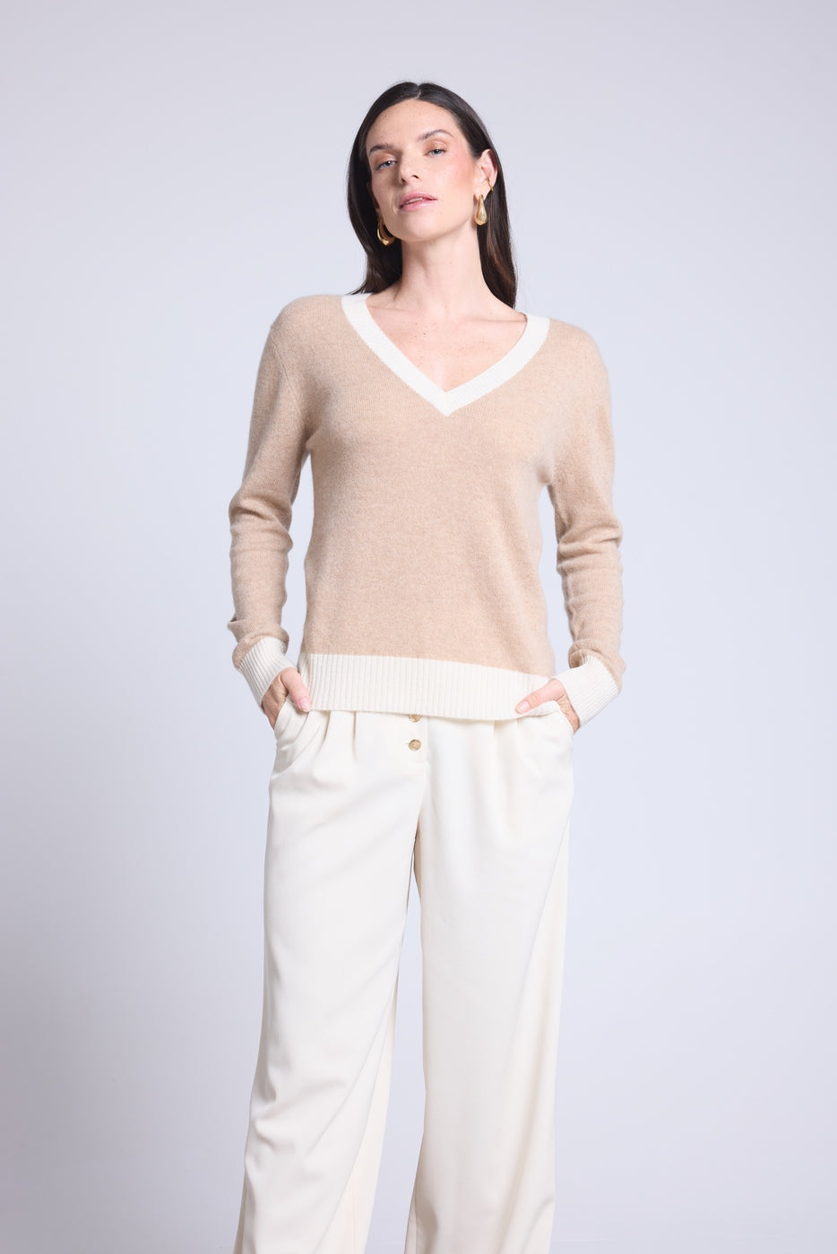 Jersey de cuello en V de canalé de color Perla - Beige crema blanco - Mujer