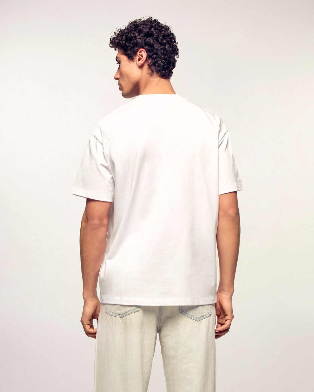 Round Neck T-Shirt With Pocket