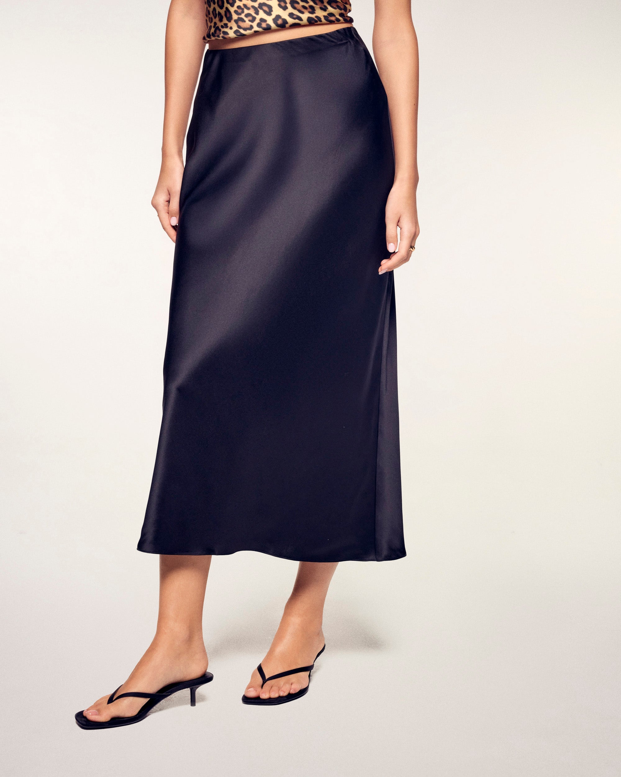 Vicky Midi Skirt - Black