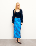 #label: Vasilna mesure 1,77m et porte une taille S