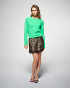 #label: Selaa mesure 1,73m et porte une taille S