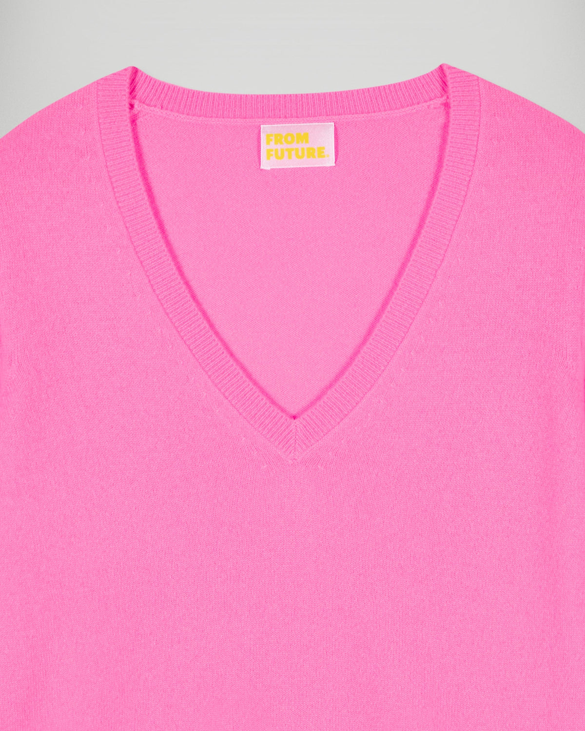 V-Neck Jumper - Fantasy Pink - Women
