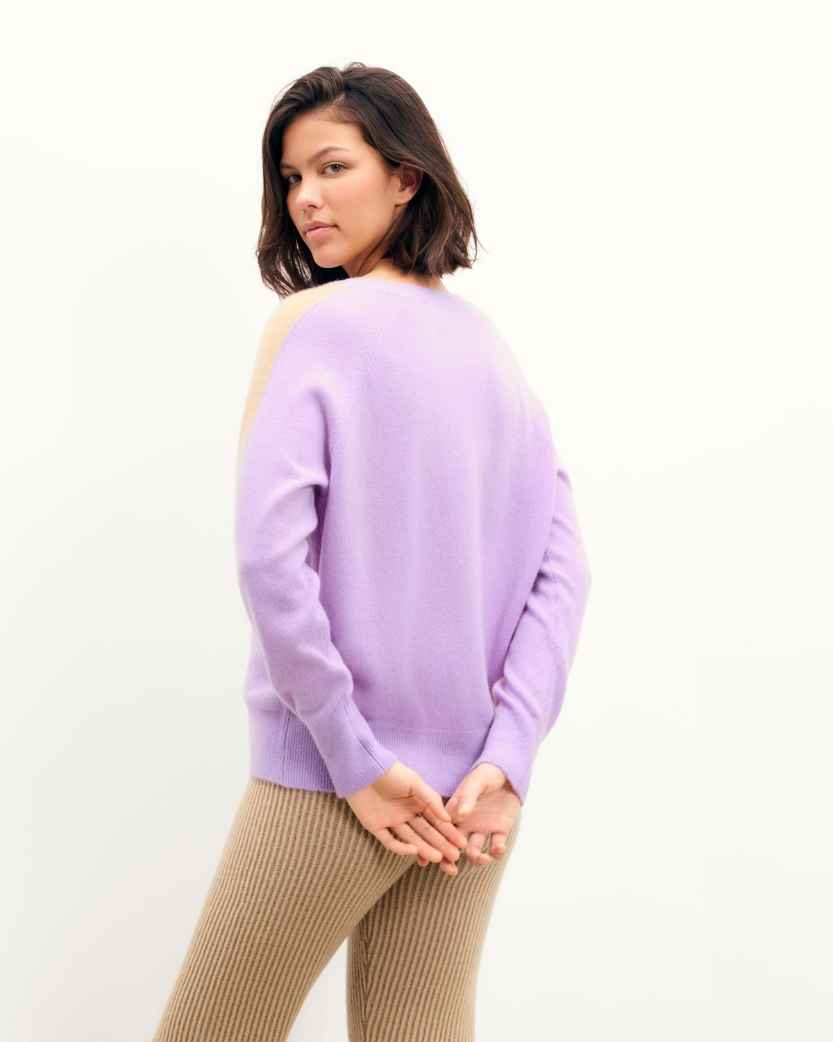 Maglione Scollo a V Oversize con Bande - Fantasy Lilac - Donna