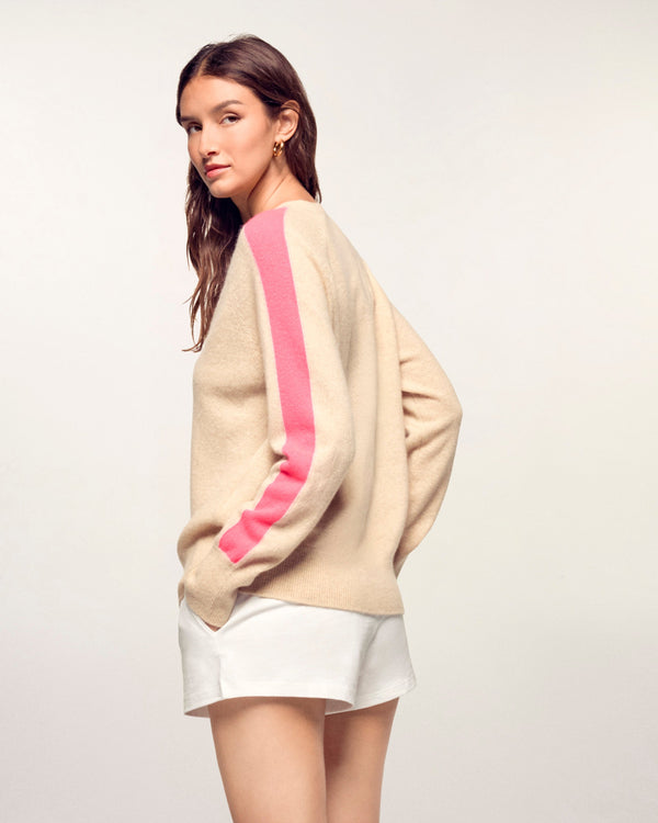 #label: Maria is 1.79m tall and wears a size S