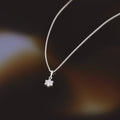 Pendentif "Le Messager Blanc" Or Blanc 375/1000 Et Zirconium