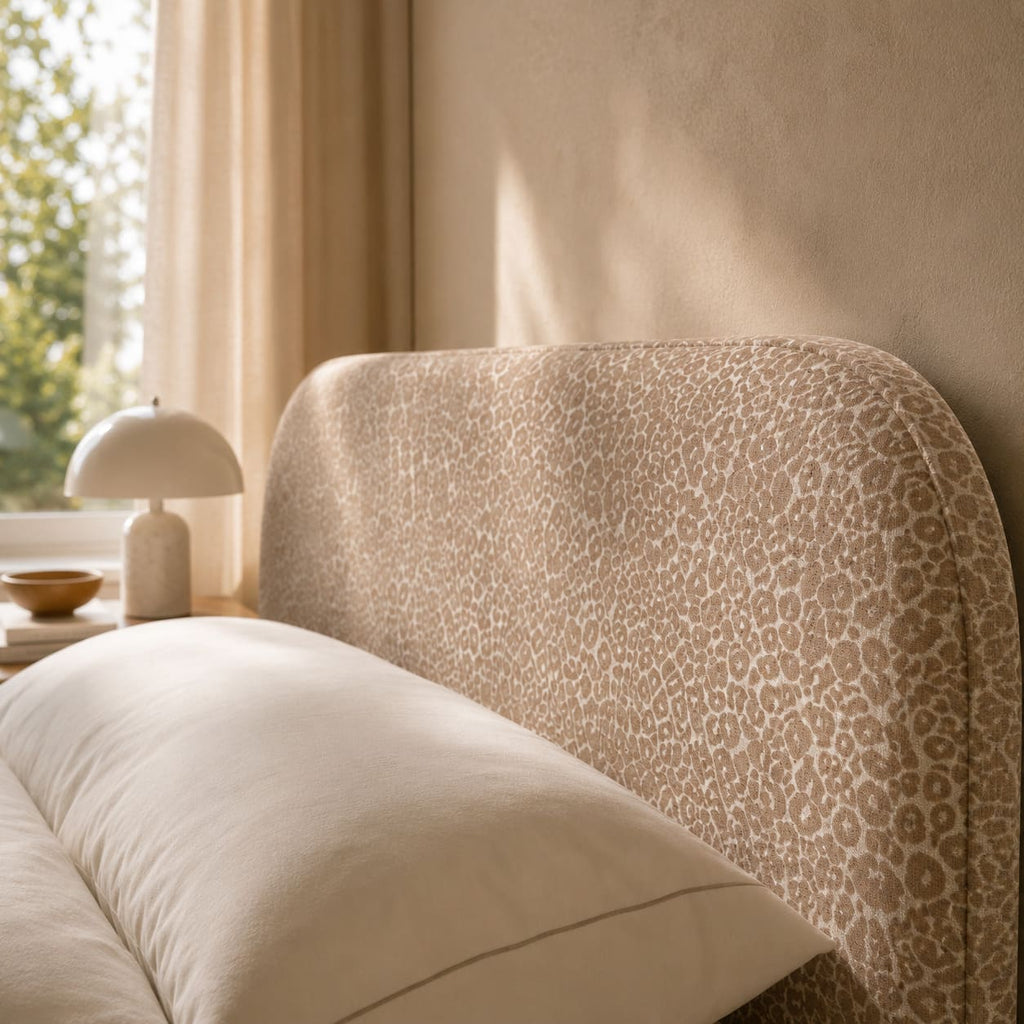 Pilka - Lit Coffre - Tissu Jacquard Léopard - Beige