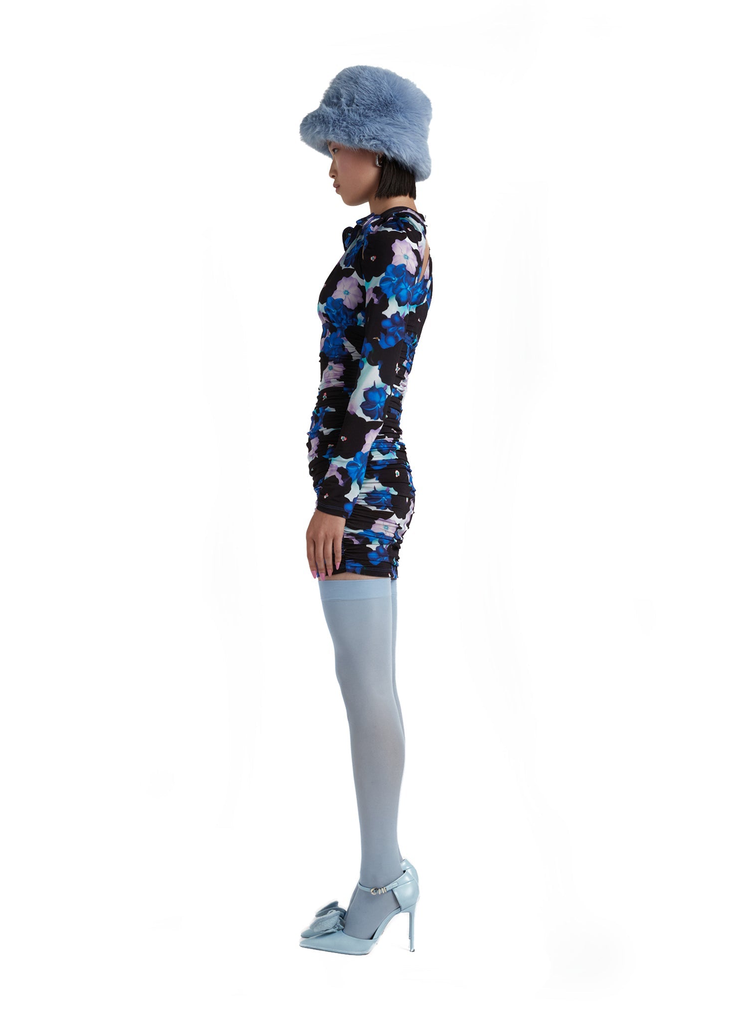 VESTIDO FLORES PLUMA