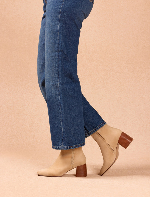 Botines Tacón Sarah Beige Claro - Mujer