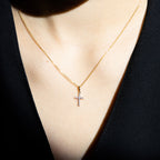 Colgante "Cruz de la Felicidad" Diamante: 0.06Ct/16 - Oro Amarillo 375/1000