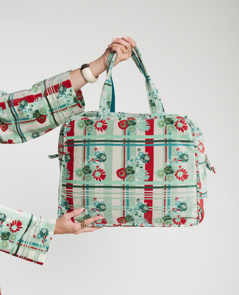 Bolsa de Fin de Semana de Terciopelo – Dundee Sage