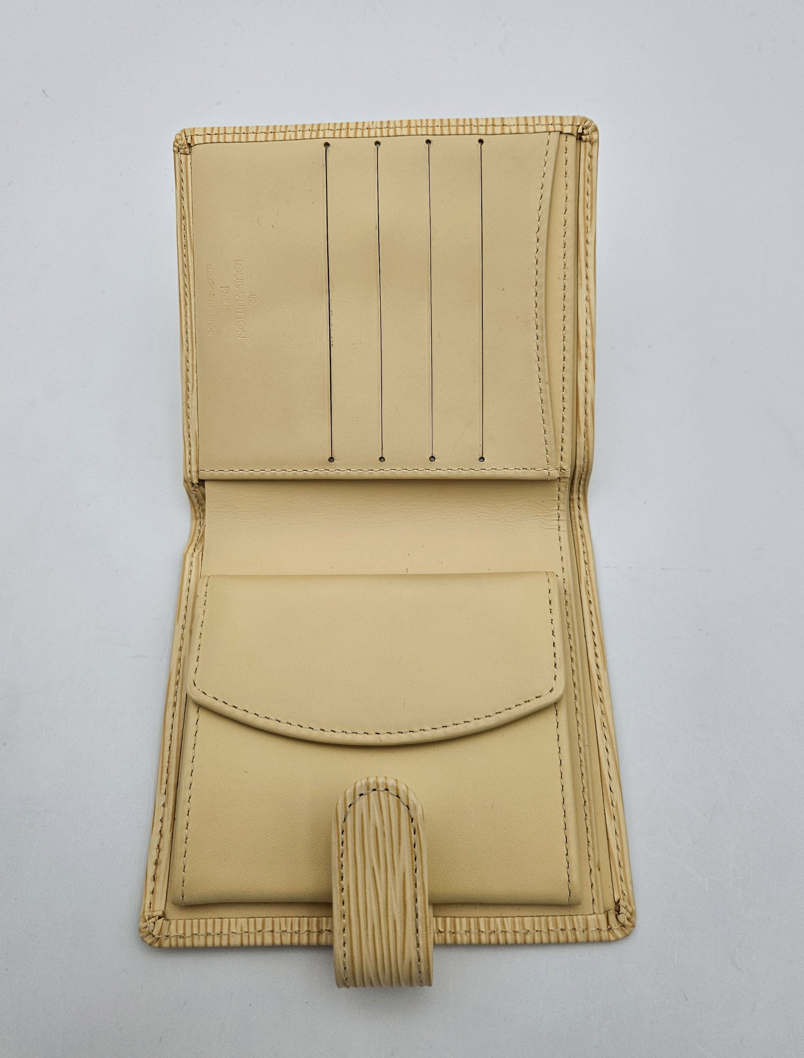 Portefeuille Louis Vuitton Compact En Cuir Epi Jaune Pastel
