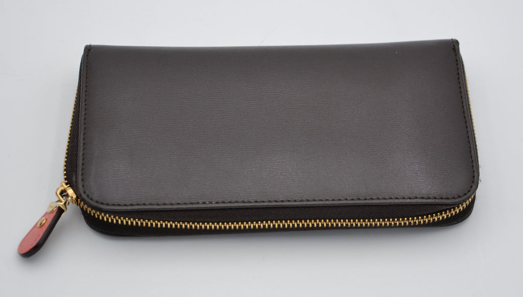 Portefeuille Zippy Salvatore Ferragamo En Cuir