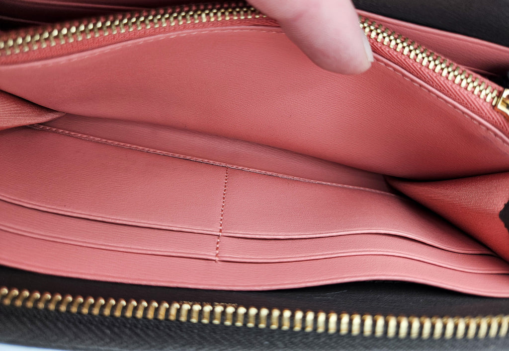 Portefeuille Zippy Salvatore Ferragamo En Cuir