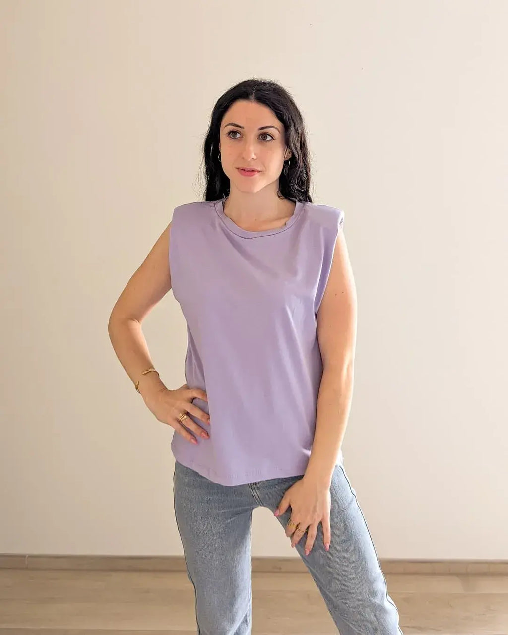 Camiseta con hombreras - Lila