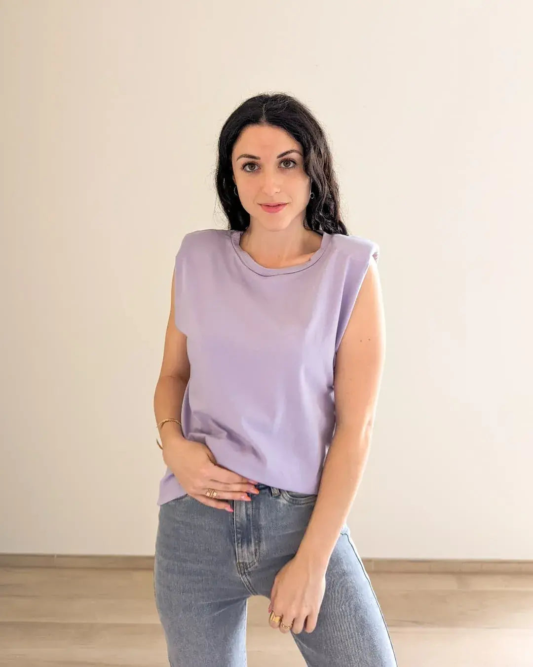 Camiseta con hombreras - Lila