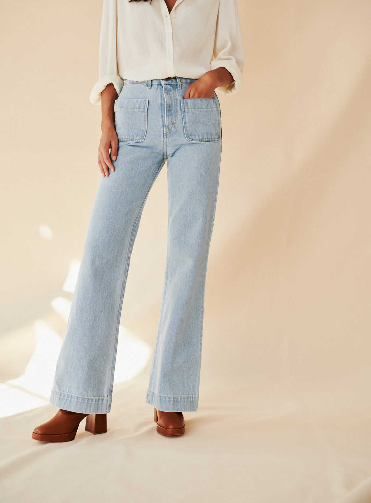 JEANS PETRA AZUL CIELO EVASE PETITE MENDIGOTE