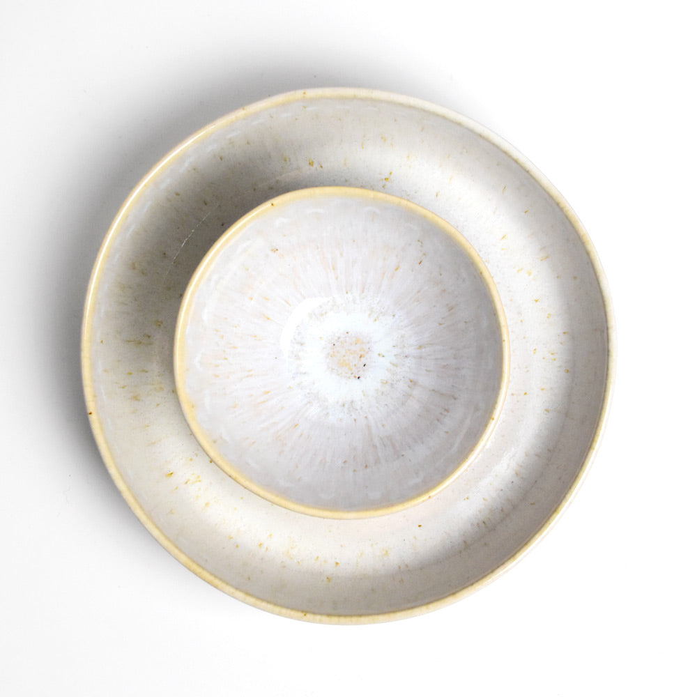 Plat De Service Rond - Blanc Audacieux