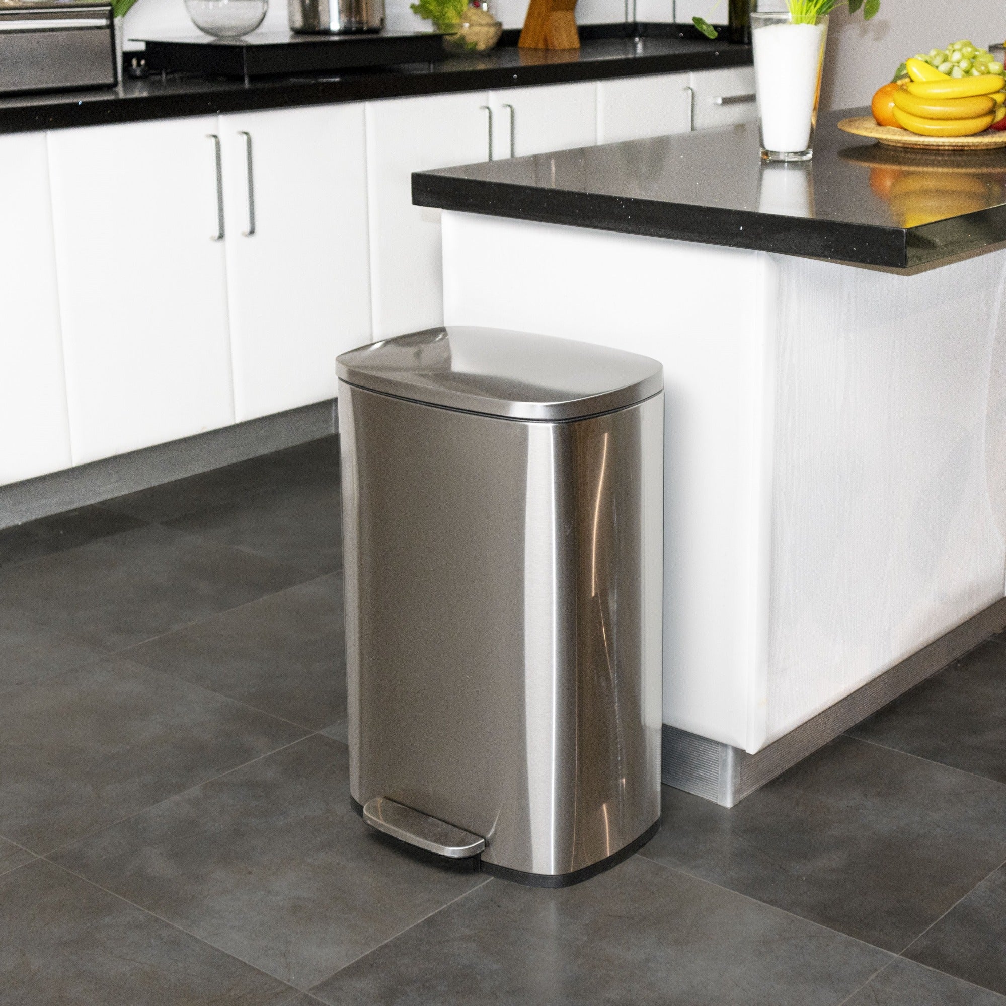 ADMIRAL Design 50L pedal kitchen trash can in brushed stainless steel with bucket and soft close
