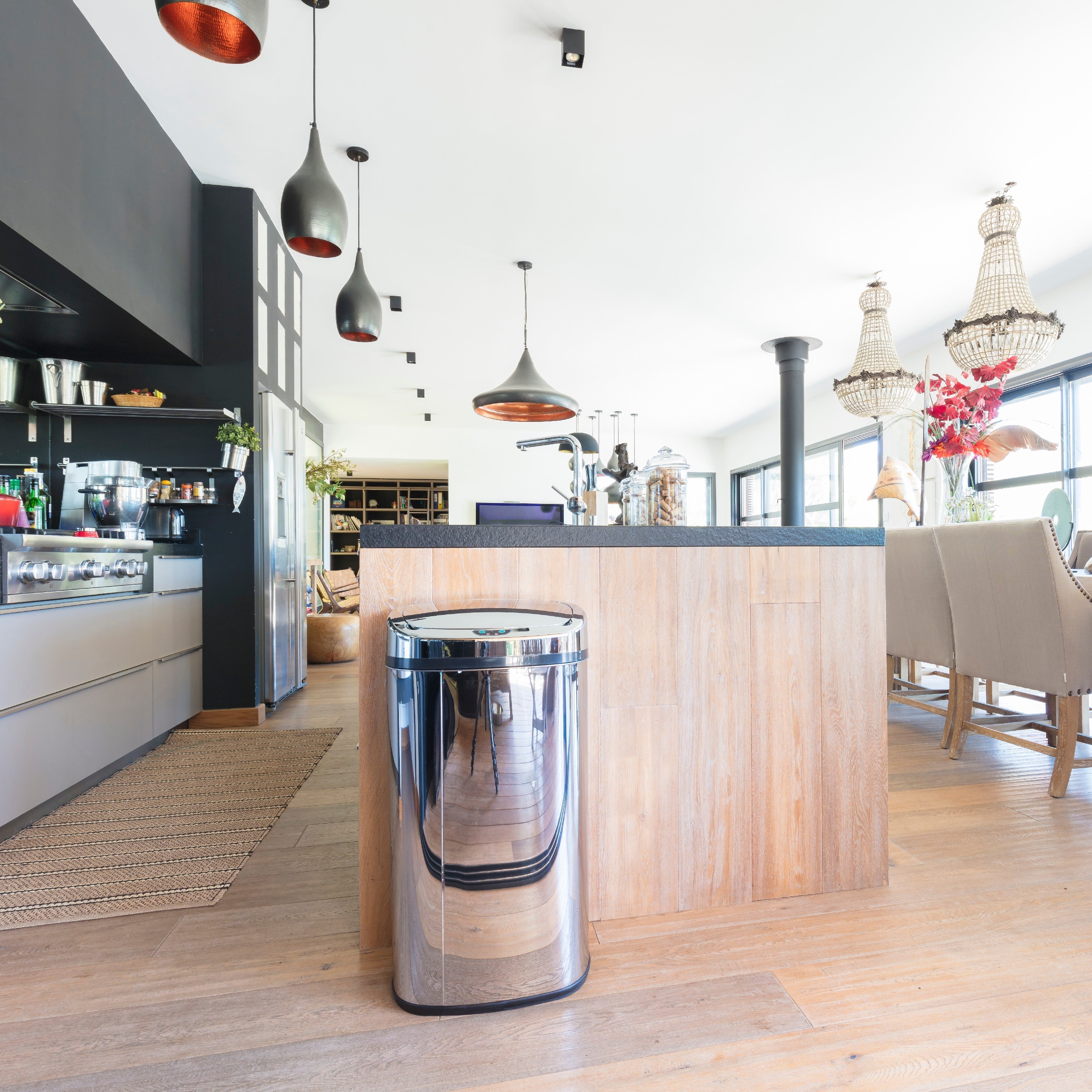 MAJESTIC large capacity 58L automatic kitchen trash can in stainless steel with strapping - REDDECO.com