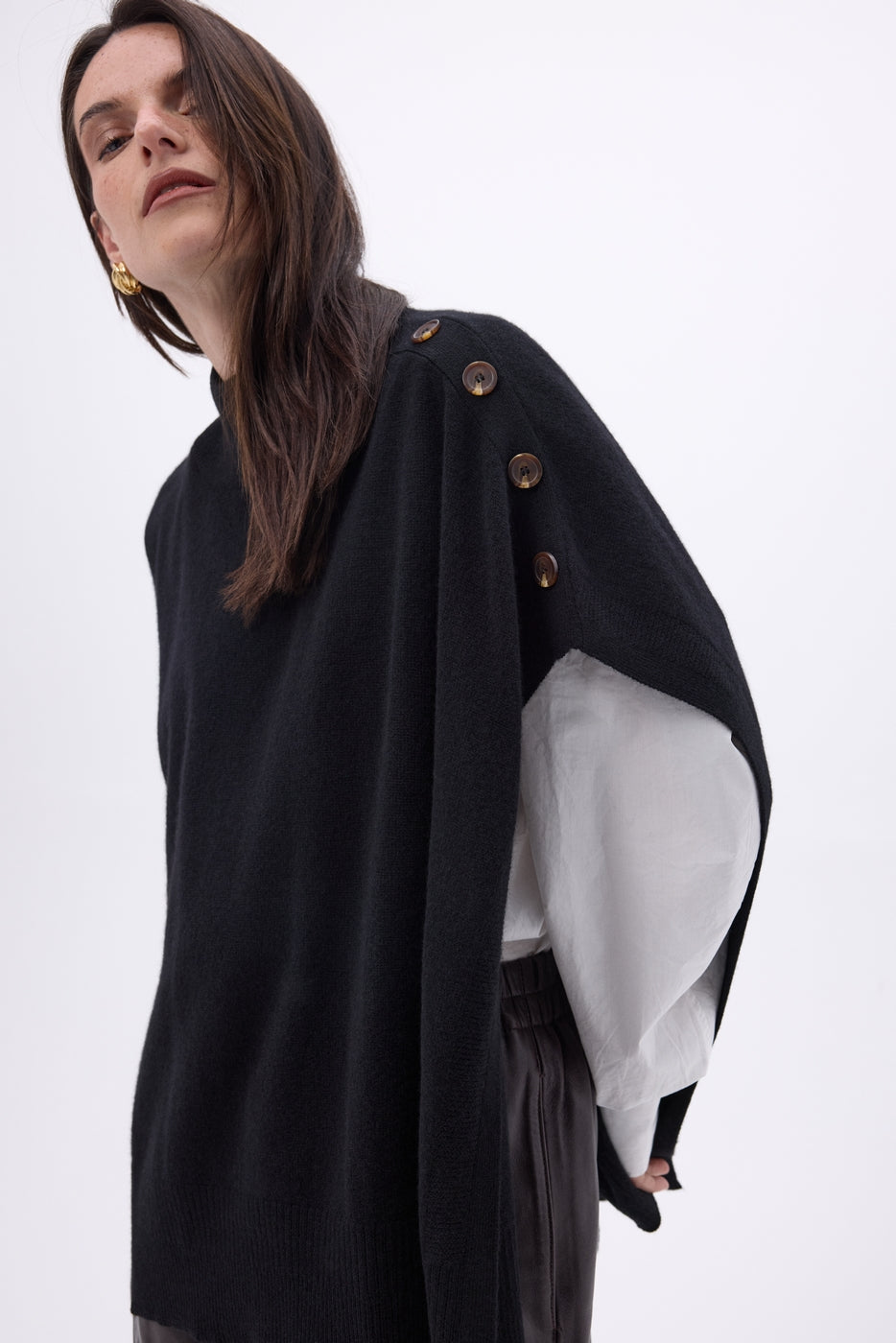 Poncho con botones Reba - Negro - Mujer