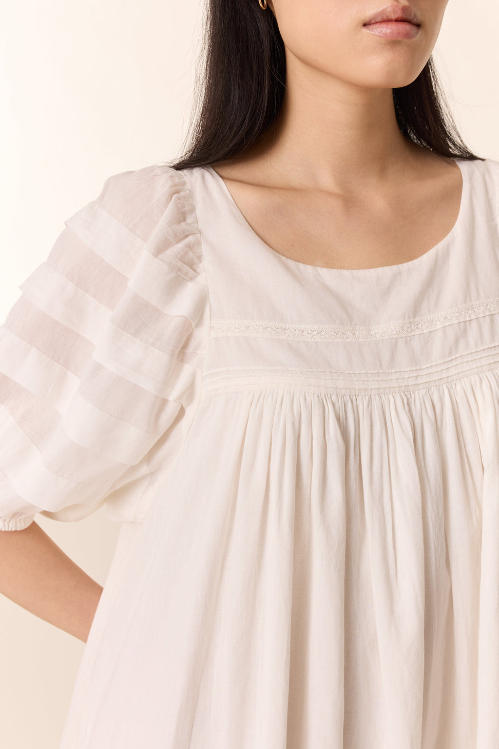 VESTIDO ROSALY DE ENCAJE