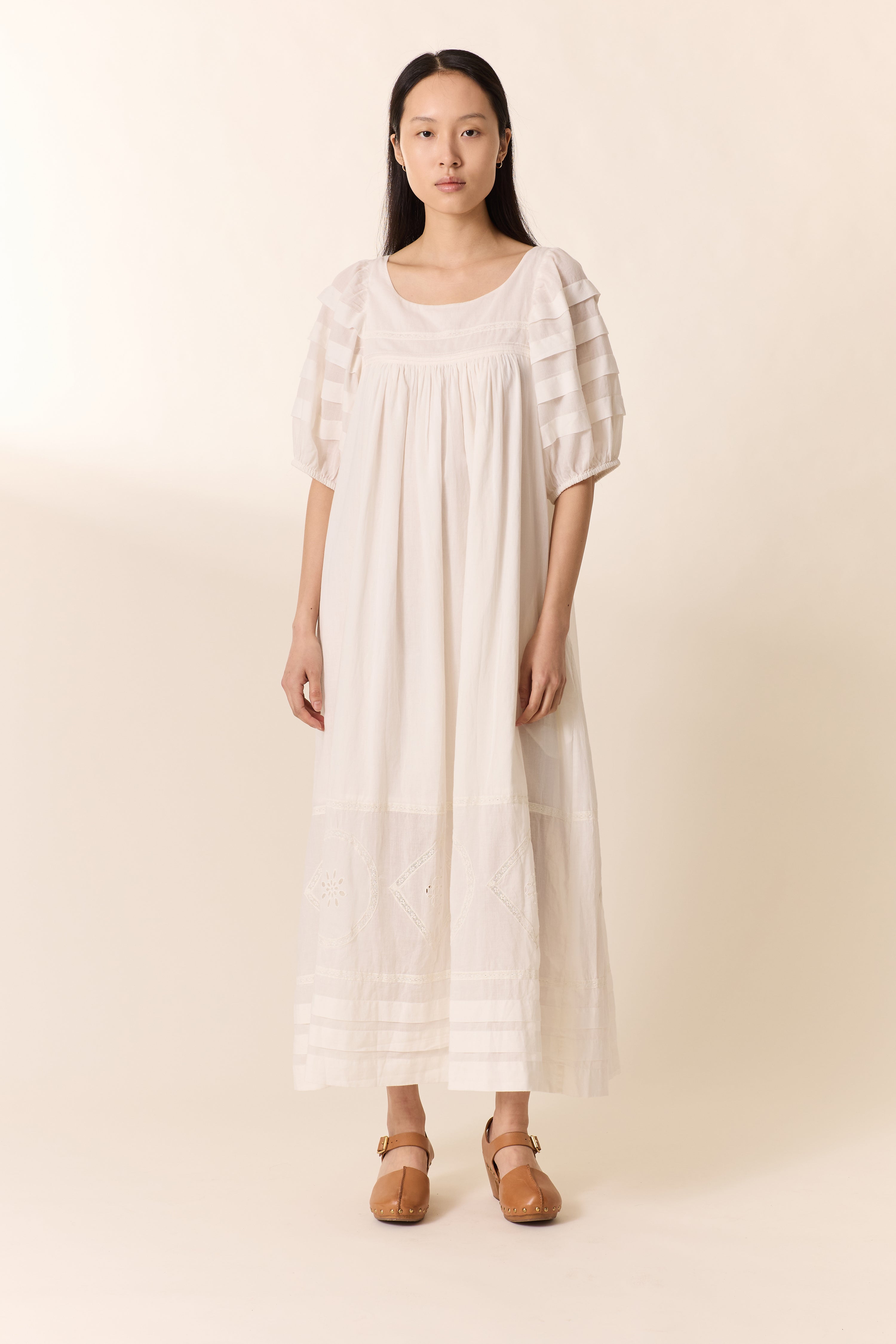 VESTIDO ROSALY DE ENCAJE